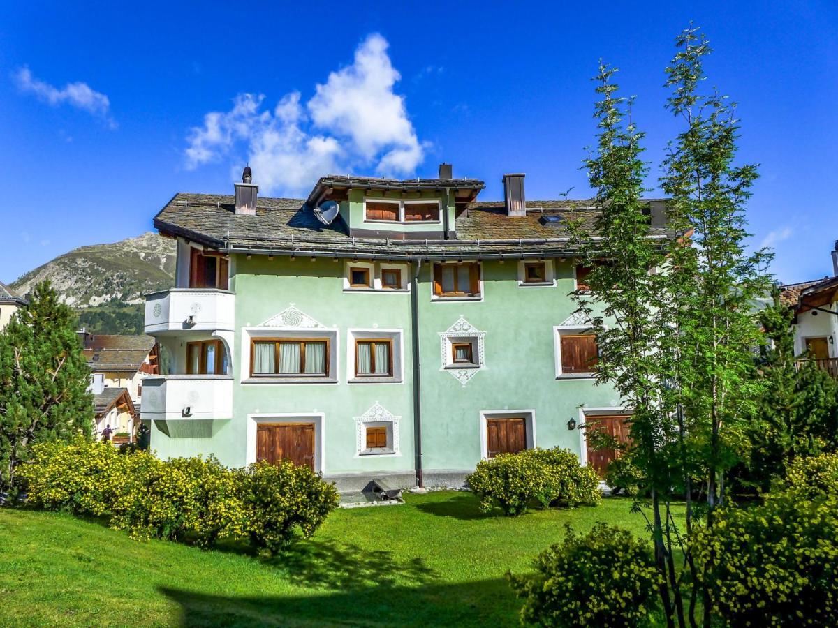Apartment Chesa Vadret Surlej Bagian luar foto